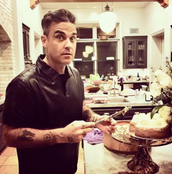 Robbie Williams has a sugar addiction