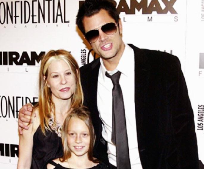 Melanie Lynn Clapp with her daughter and her ex-husband at an event