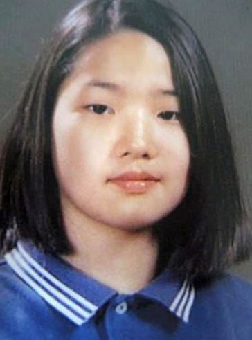 Park Min-young in her teens