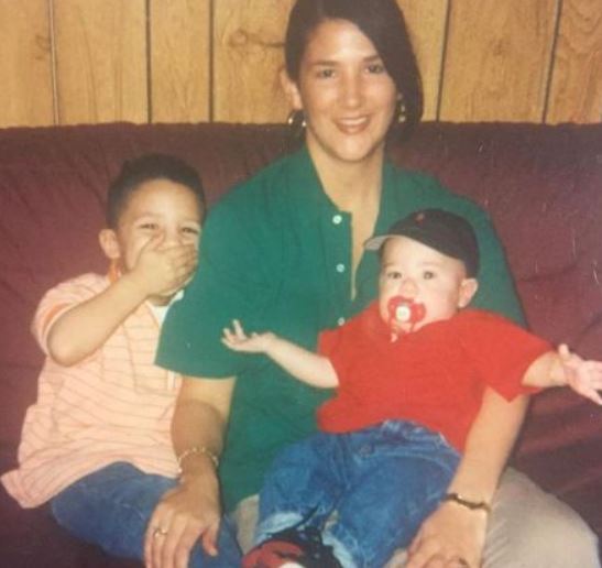 Veronica with her children while they were too young